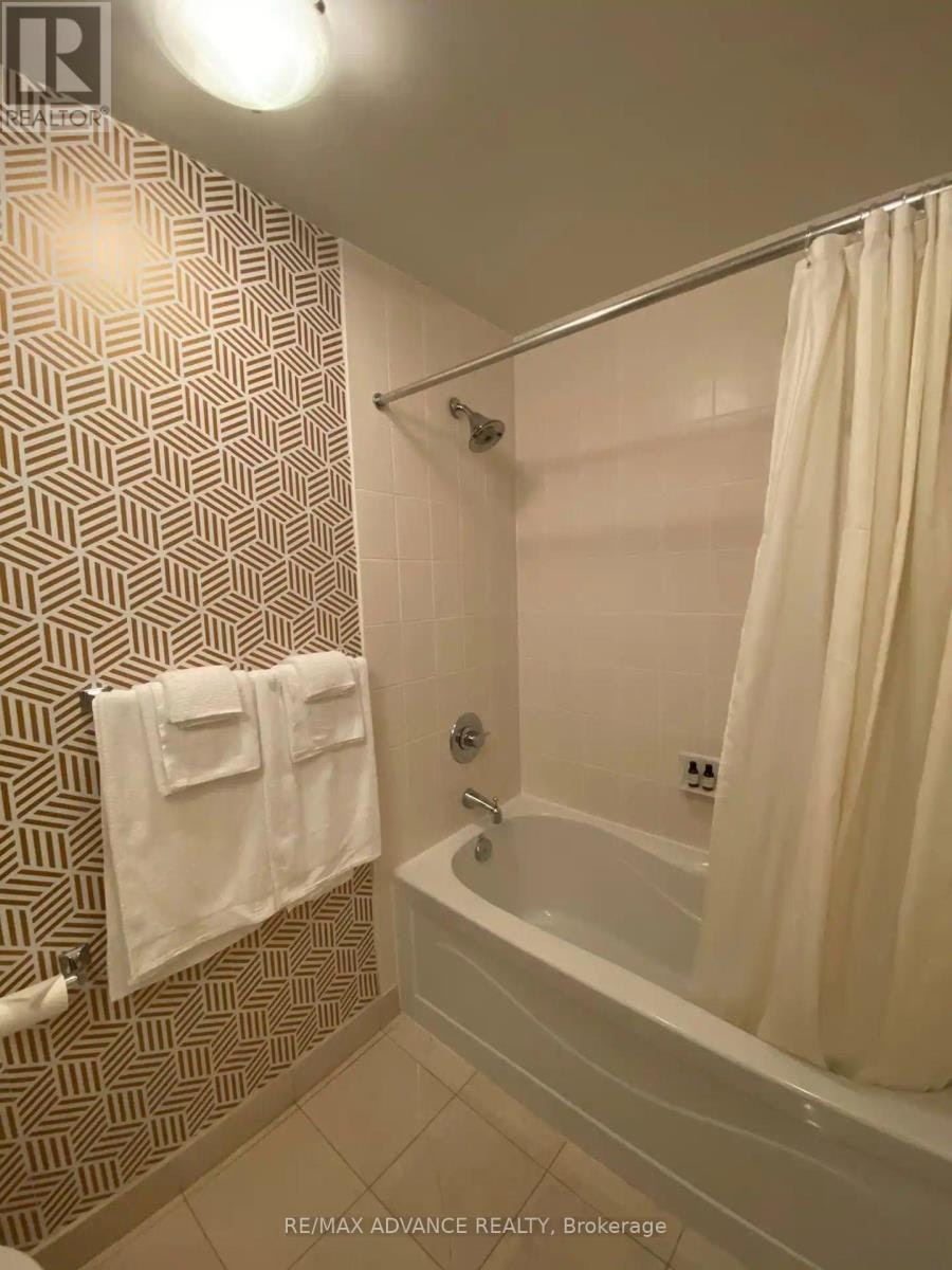 3603-65 Bremner Boulevard, Toronto, ON, M5J 0A7 - 8