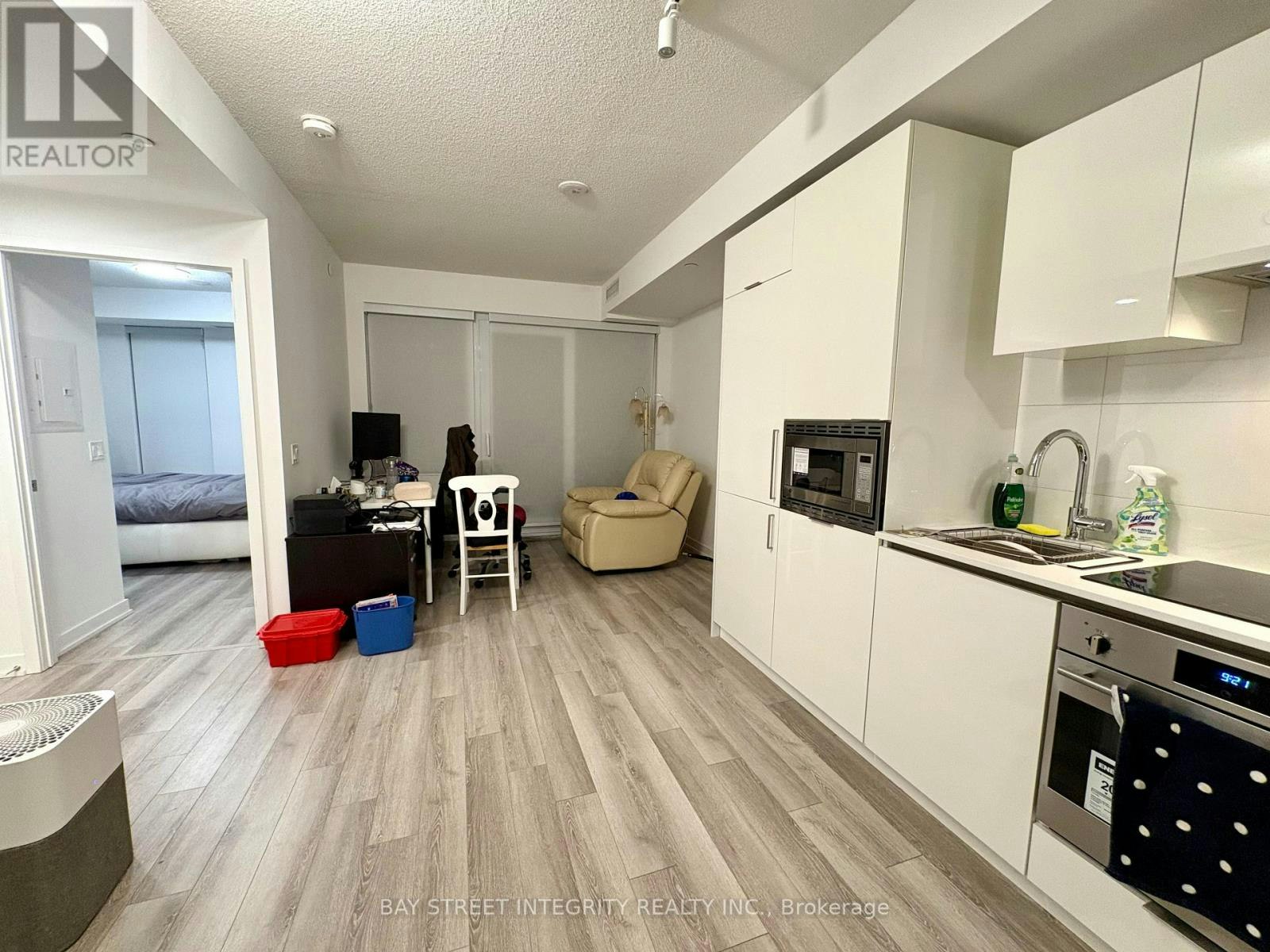 1009-121 St Patrick Street, Toronto, ON, M5T 0B8 - 7