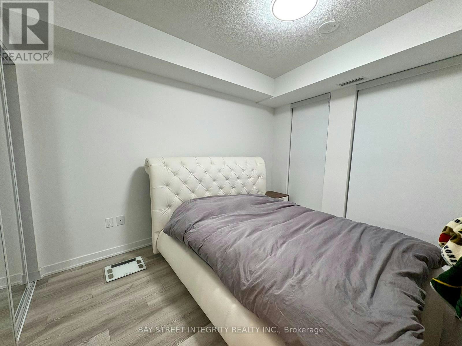 1009-121 St Patrick Street, Toronto, ON, M5T 0B8 - 10