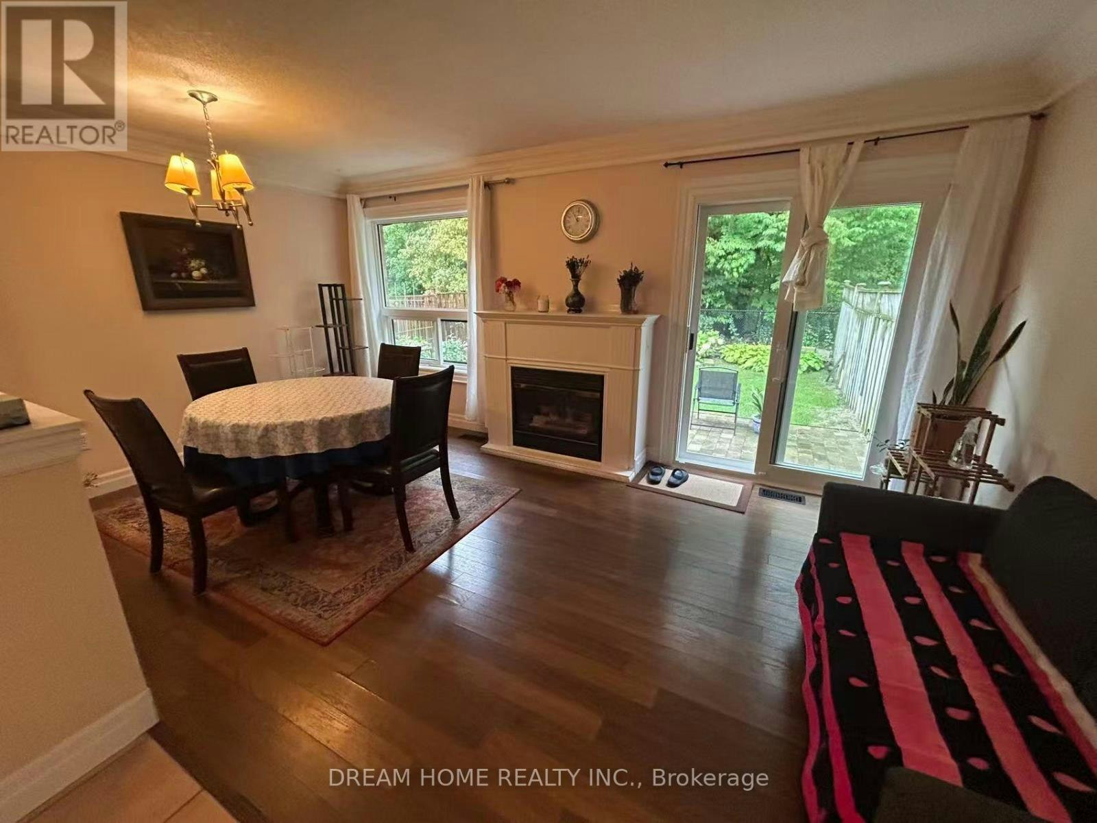 BEDROOM 2-2876 Westbury Court, Mississauga, ON, L5M 6B3 - 6
