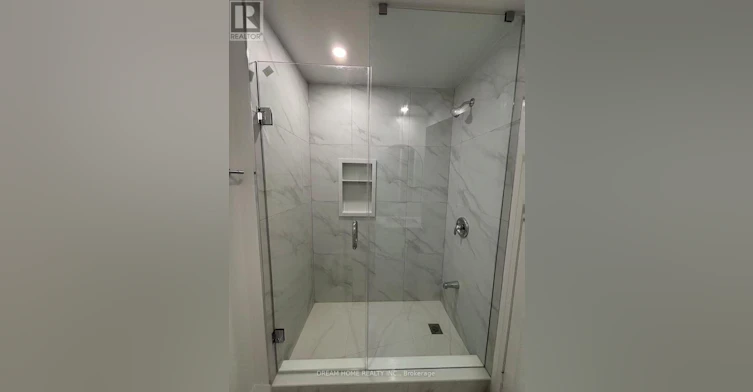 BEDROOM 2-2876 Westbury Court, Mississauga, ON, L5M 6B3 - 4