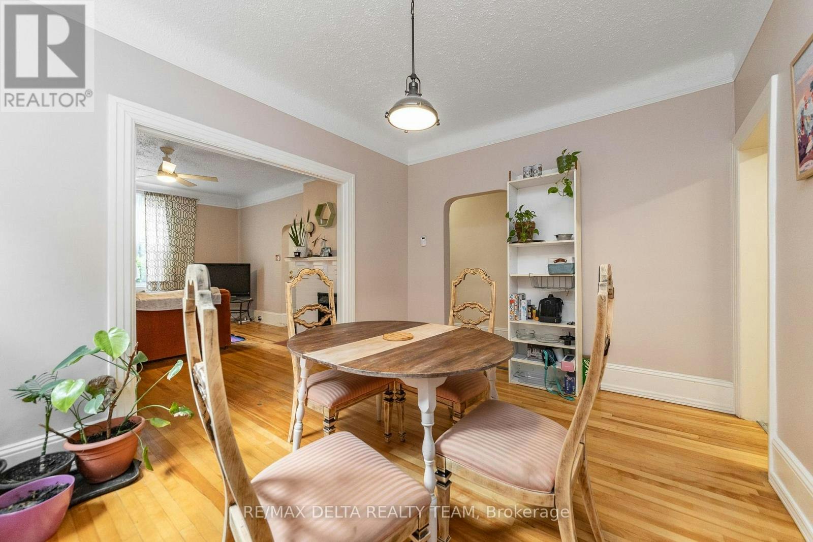 A-192 Stanley Avenue, Ottawa, ON, K1M 1P3 - 7