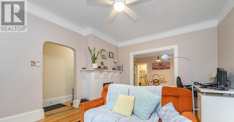 A-192 Stanley Avenue, Ottawa, ON, K1M 1P3 - 4