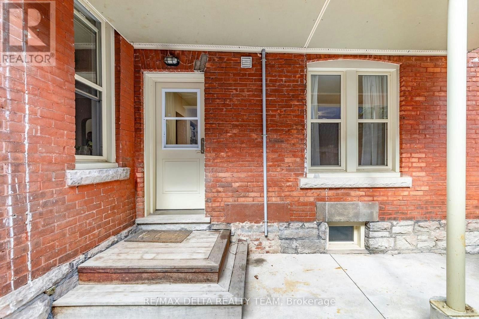 A-192 Stanley Avenue, Ottawa, ON, K1M 1P3 - 17