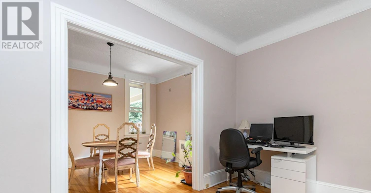 A-192 Stanley Avenue, Ottawa, ON, K1M 1P3 - 6