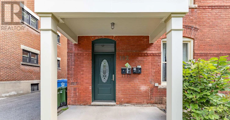 A-192 Stanley Avenue, Ottawa, ON, K1M 1P3 - 2