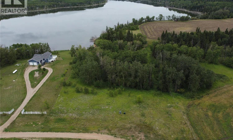128 Crescent Bay Road