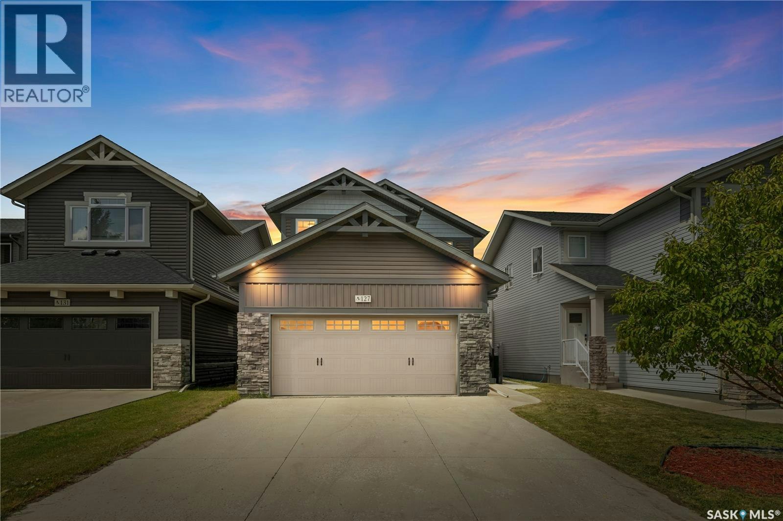 127 Dagnone Lane, Saskatoon, SK, S7V 0P6