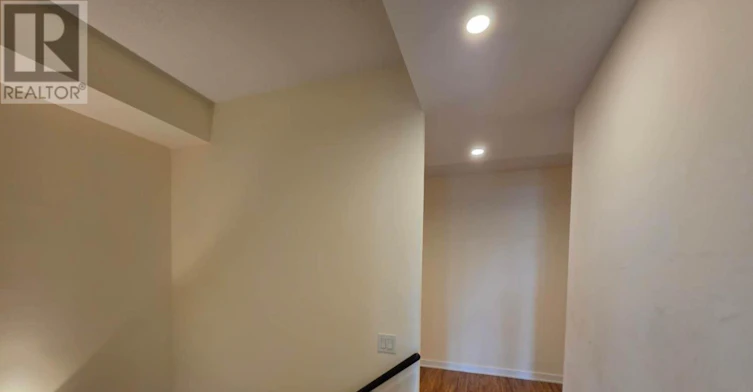 TH 3-29 Singer Court, Toronto, ON, M2K 0B3 - 24