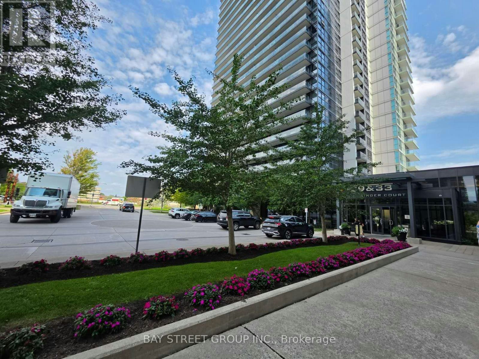 TH 3-29 Singer Court, Toronto, ON, M2K 0B3 - 3