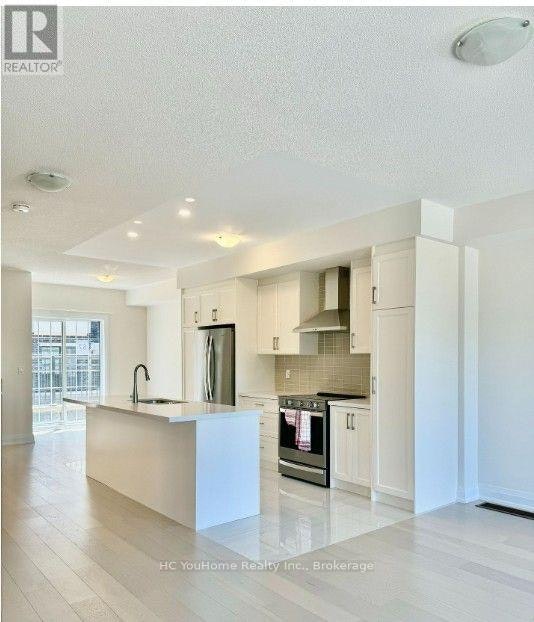 81 Clippers Crescent, Whitchurch-Stouffville, ON, L4A 4X7