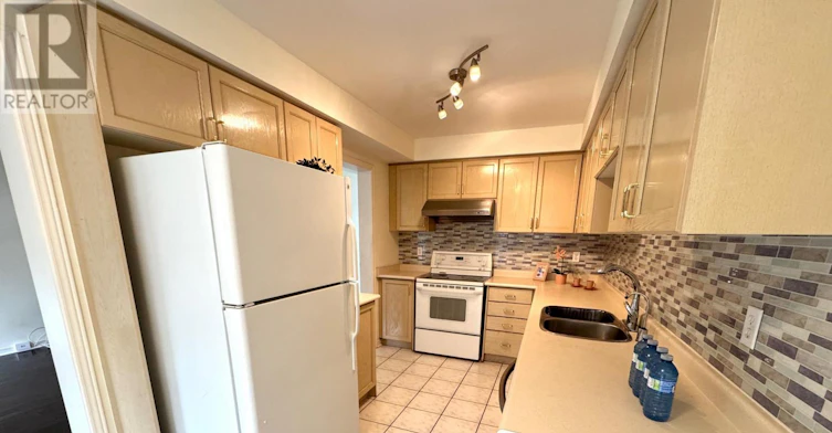 42 Holmwood Street, Richmond Hill, ON, L4B 4K5 - 11