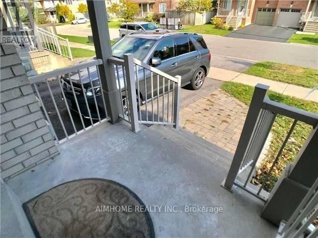 42 Holmwood Street, Richmond Hill, ON, L4B 4K5 - 2
