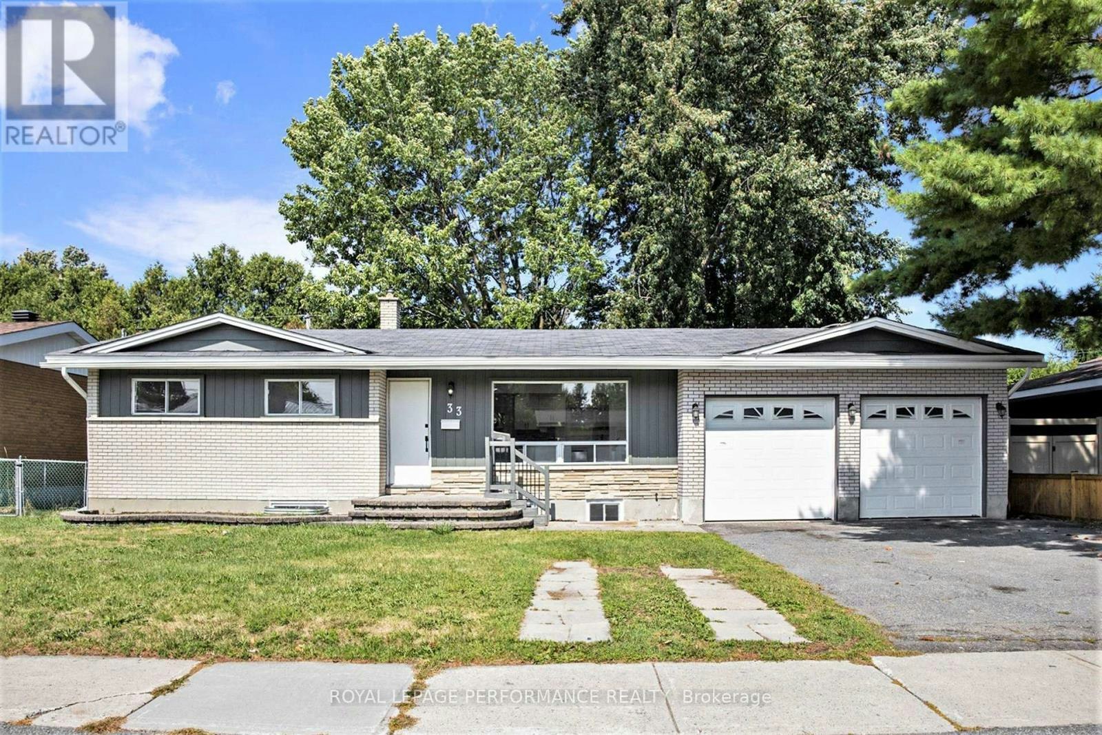 33 B Majestic Drive, Ottawa, ON, K2G 1C6