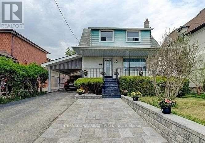 8 Farrell Avenue, Toronto, ON, M2R 1C8