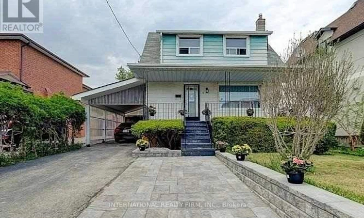 8 Farrell Avenue