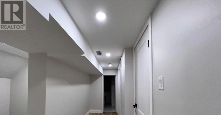 LOWER-2 Harris Park Drive, Toronto, ON, M1L 2Z9 - 10