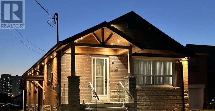 LOWER-2 Harris Park Drive, Toronto, ON, M1L 2Z9