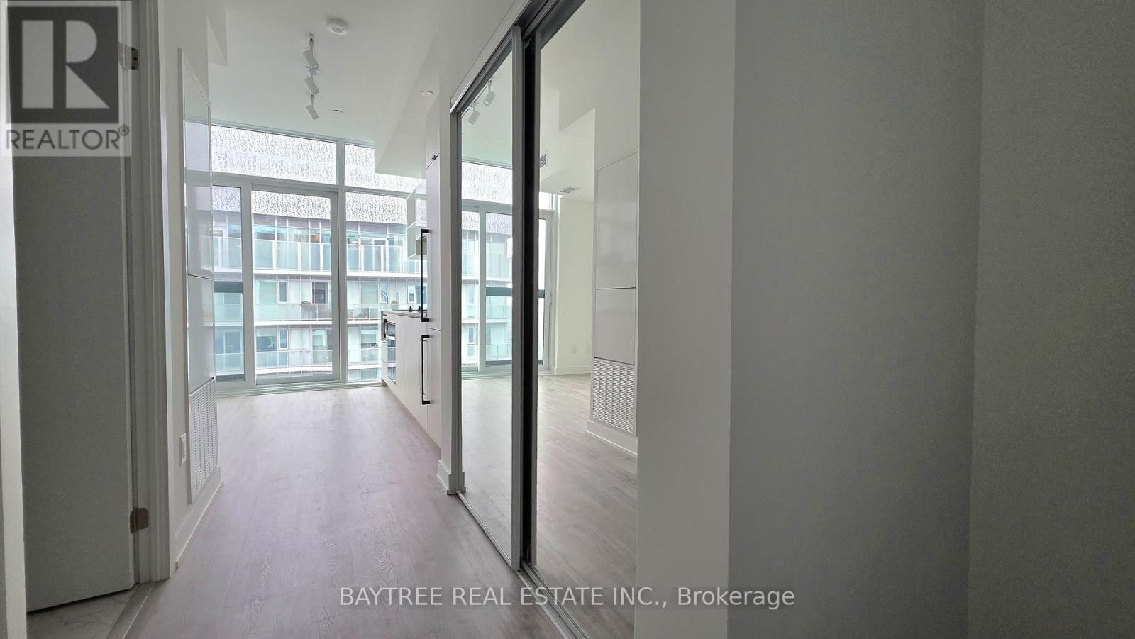 PH07-252 Church Street, Toronto, ON, M5B 1Z2 - 2