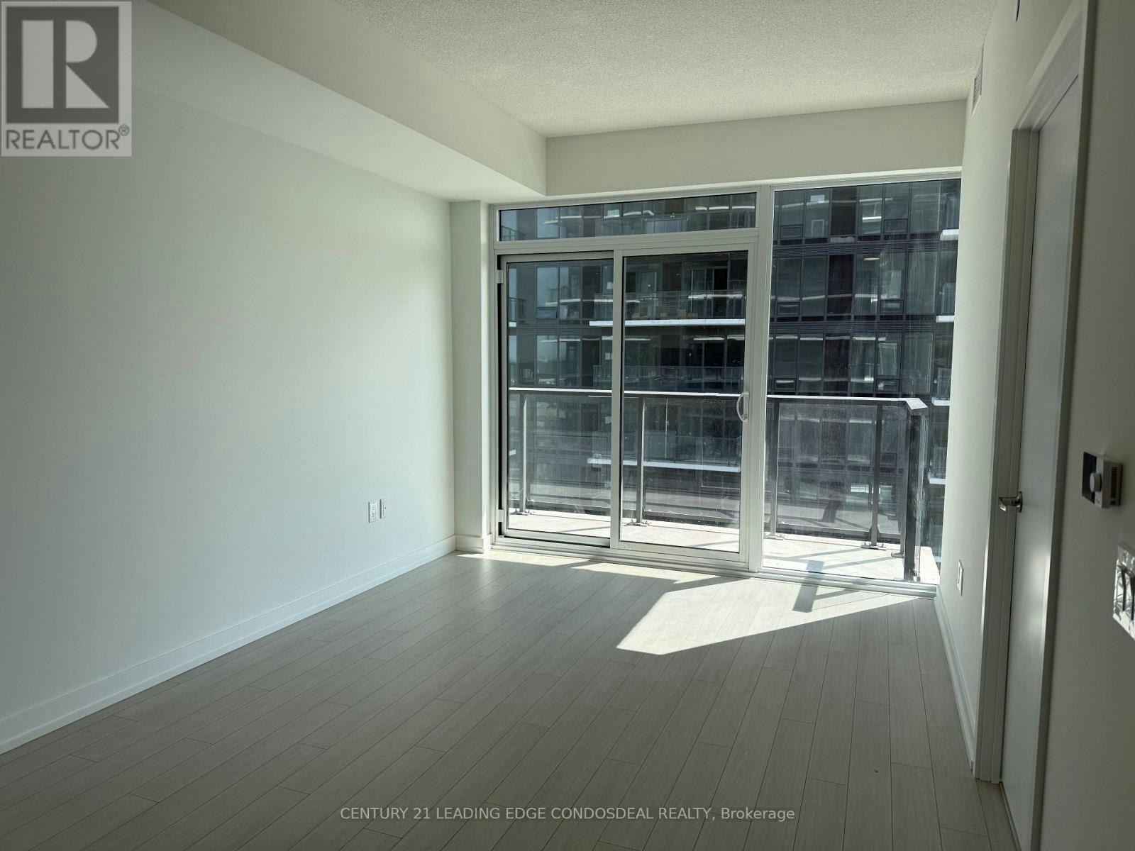 1607-4010 Eglinton Avenue W, Toronto, ON, M9A 0G5 - 3