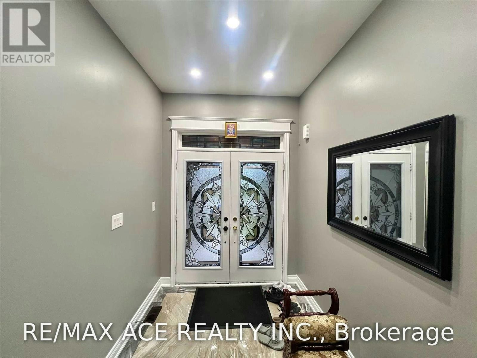 UPPER-73 Birch Tree Trail, Brampton, ON, L6P 3V5 - 2