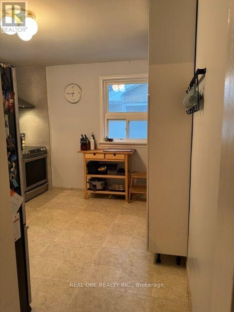 33 Groveland Crescent, Toronto, ON, M3A 3C4 - 13