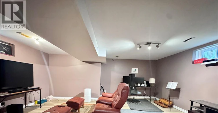 679 Karlsfeld Road, Waterloo, ON, N2T 2V3 - 22