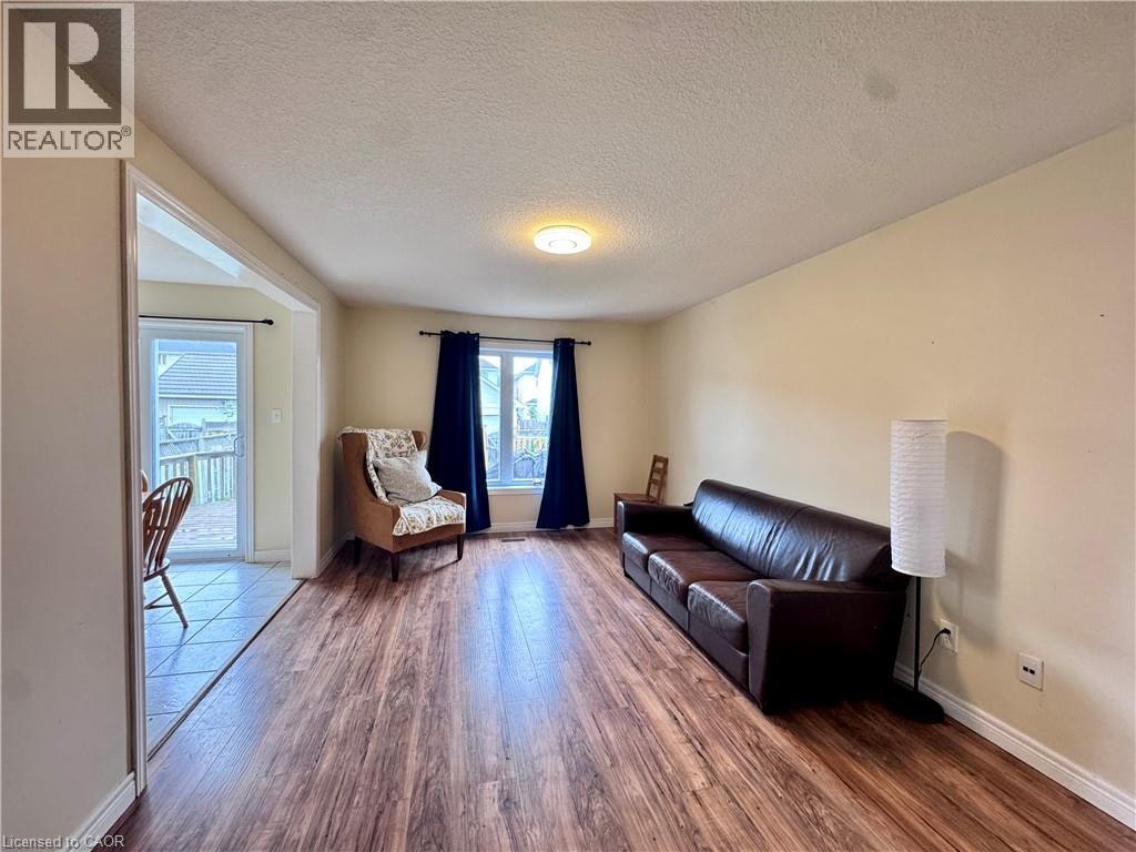 679 Karlsfeld Road, Waterloo, ON, N2T 2V3 - 12
