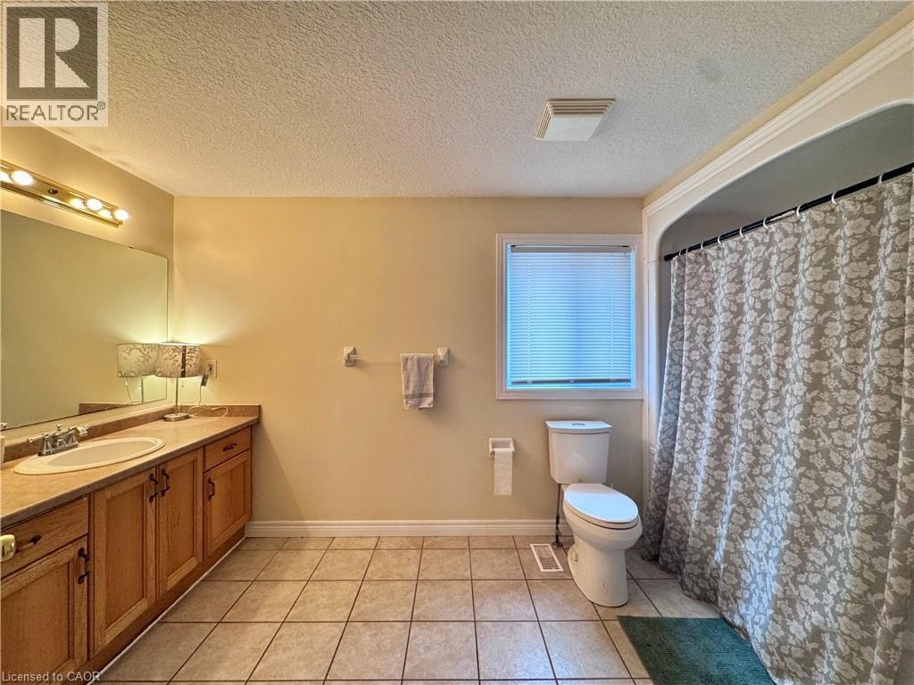 679 Karlsfeld Road, Waterloo, ON, N2T 2V3 - 18
