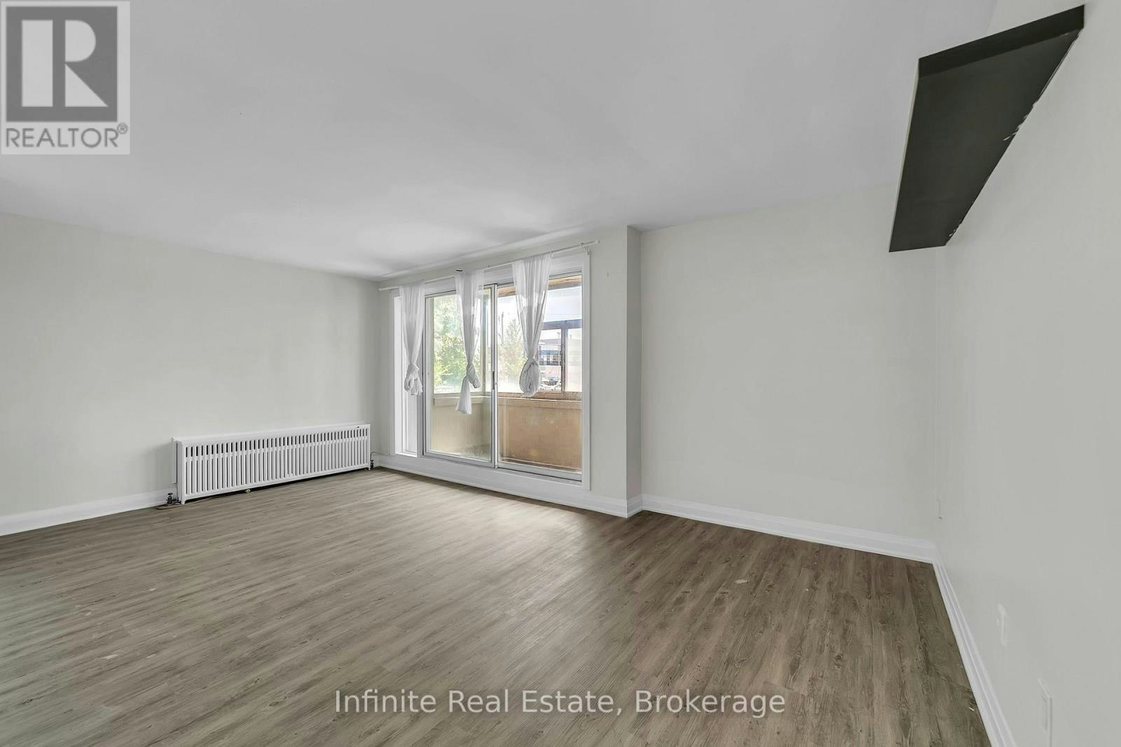 113-896 Eglinton Avenue E, Toronto, ON, M4G 2L2 - 29