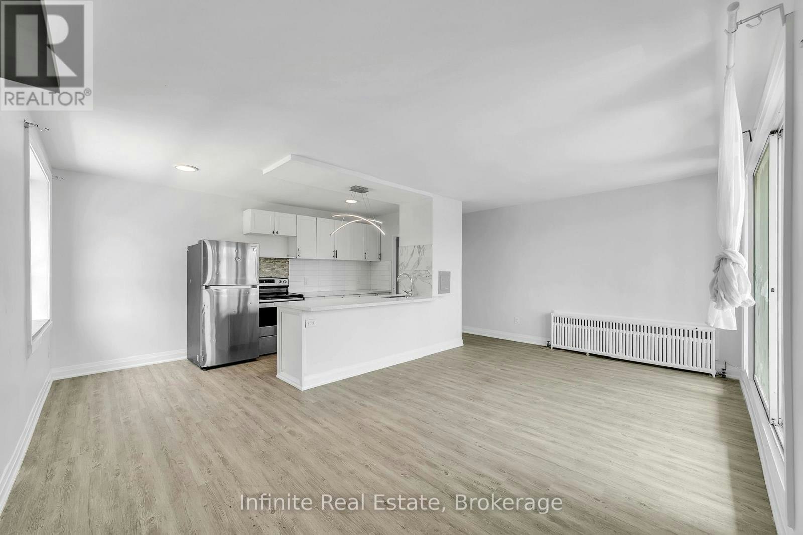 113-896 Eglinton Avenue E, Toronto, ON, M4G 2L2 - 28