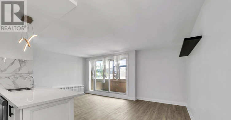 113-896 Eglinton Avenue E, Toronto, ON, M4G 2L2 - 30