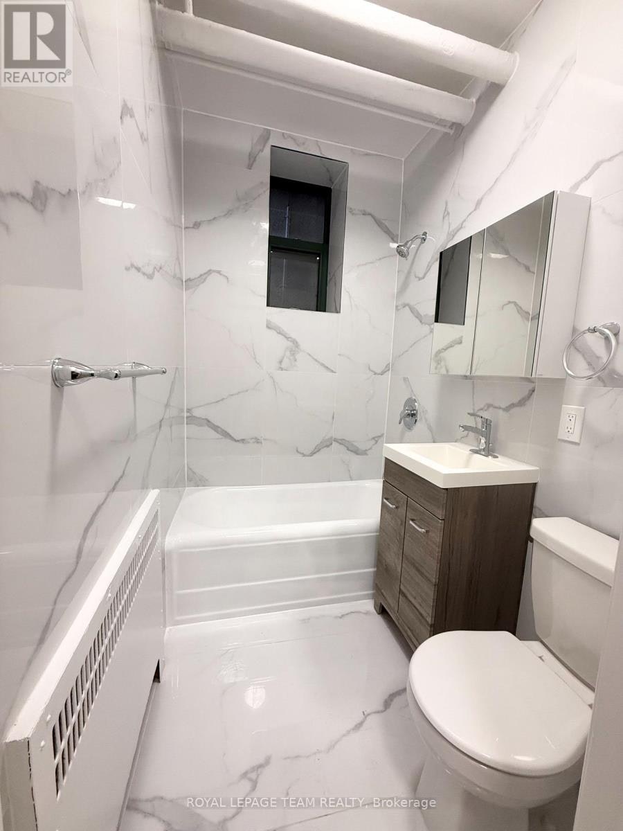 36-235 Cooper Street, Ottawa, ON, K2P 1L7 - 12