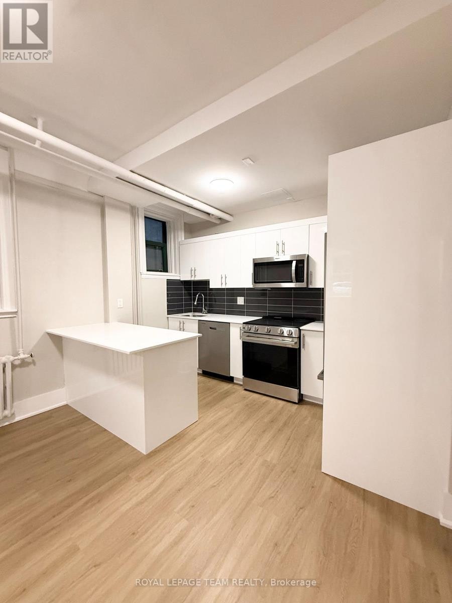 36-235 Cooper Street, Ottawa, ON, K2P 1L7 - 9