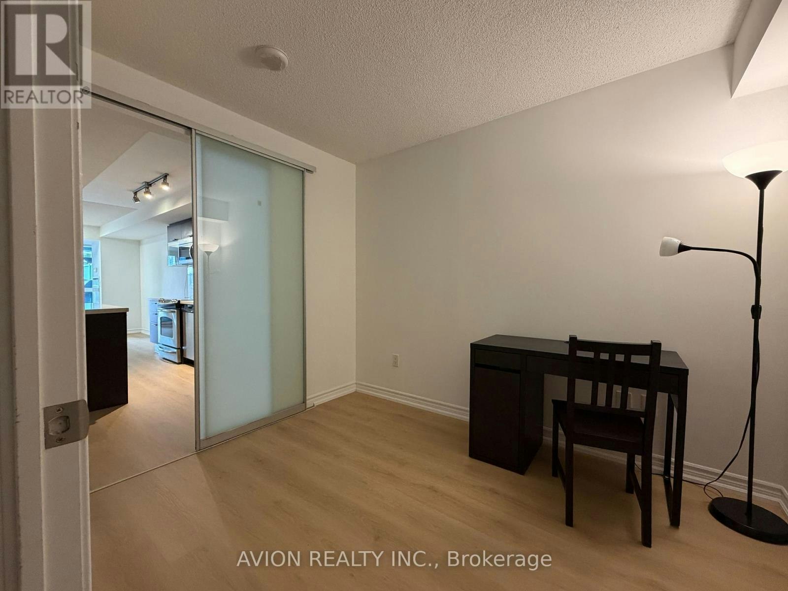 1408-386 Yonge Street, Toronto, ON, M5B 0A5 - 9