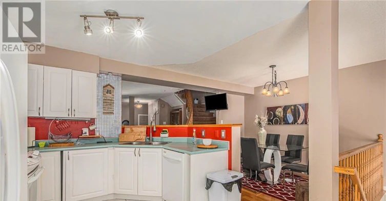 429 Wincanton Drive, Ottawa, ON, K4A 3X9 - 10