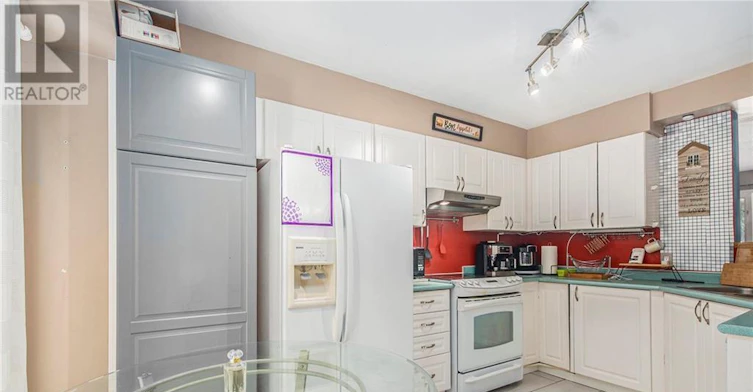 429 Wincanton Drive, Ottawa, ON, K4A 3X9 - 11