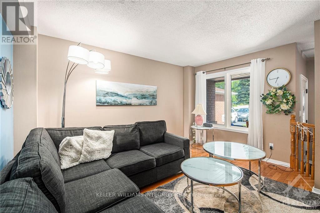 429 Wincanton Drive, Ottawa, ON, K4A 3X9 - 4