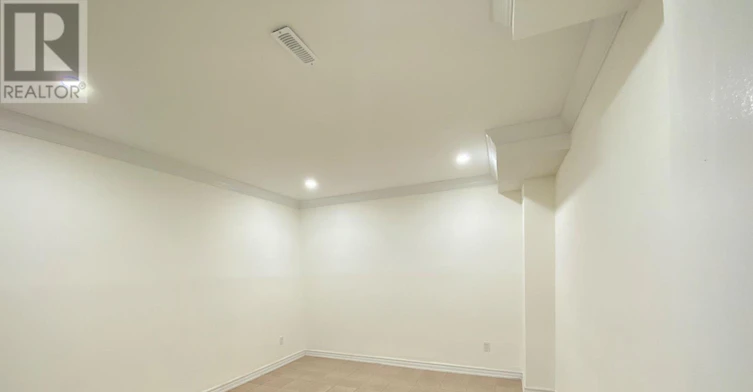 1 Addison Street, Richmond Hill, ON, L4C 7M2 - 5