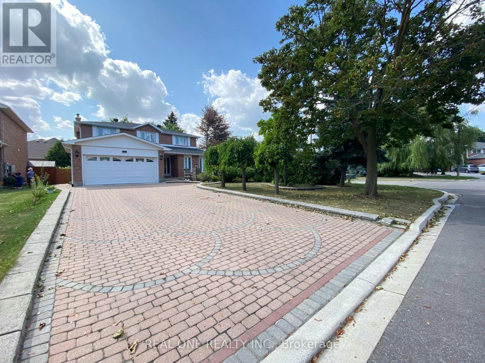 1 Addison Street, Richmond Hill, ON, L4C 7M2