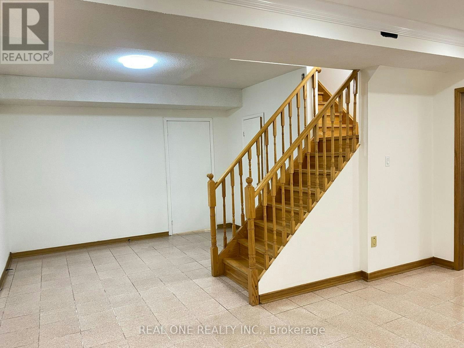 1 Addison Street, Richmond Hill, ON, L4C 7M2 - 9