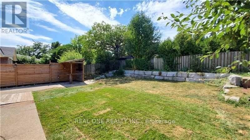 UPPER-133 Mccraney Street, Oakville, ON, L6H 1H5 - 15