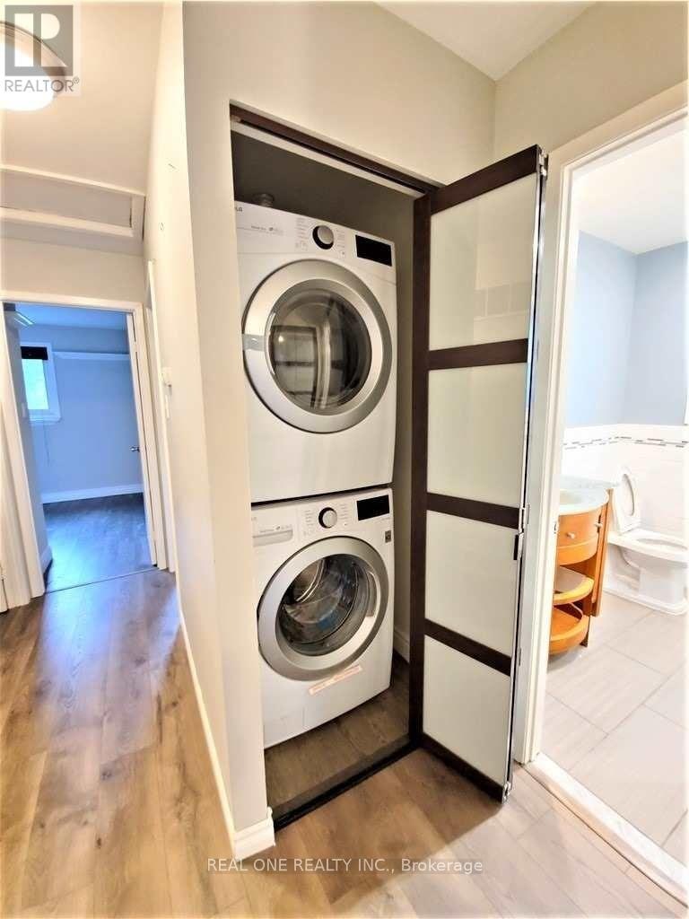 UPPER-133 Mccraney Street, Oakville, ON, L6H 1H5 - 11
