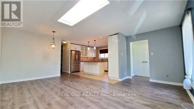 UPPER-133 Mccraney Street, Oakville, ON, L6H 1H5 - 5
