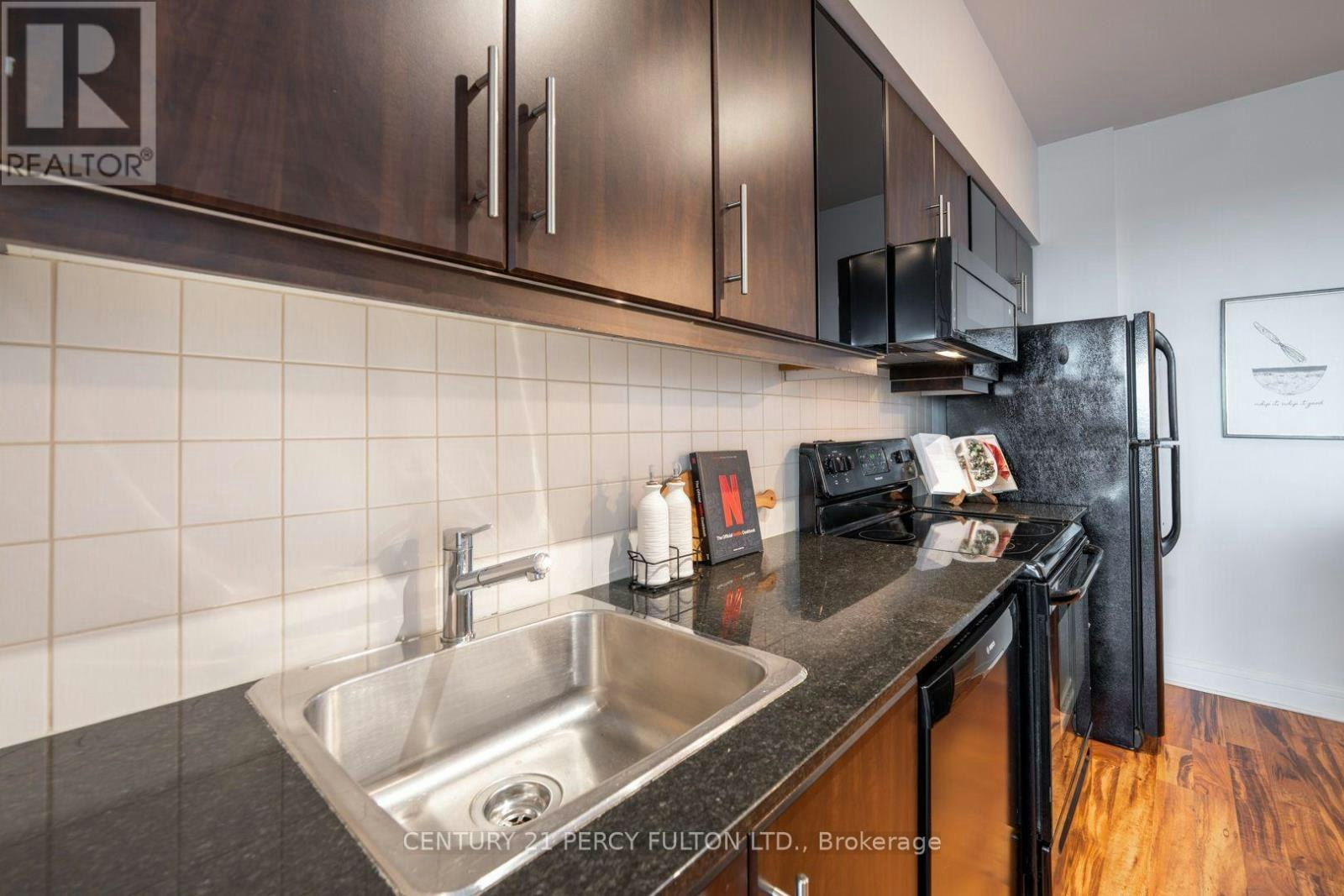 1510-35 Brian Peck Crescent, Toronto, ON, M4G 0A5 - 14