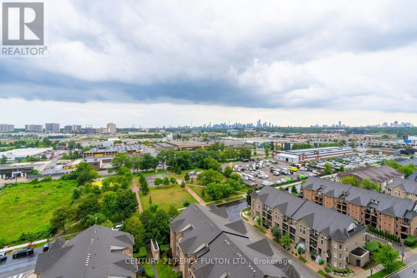 1510-35 Brian Peck Crescent, Toronto, ON, M4G 0A5 - 25