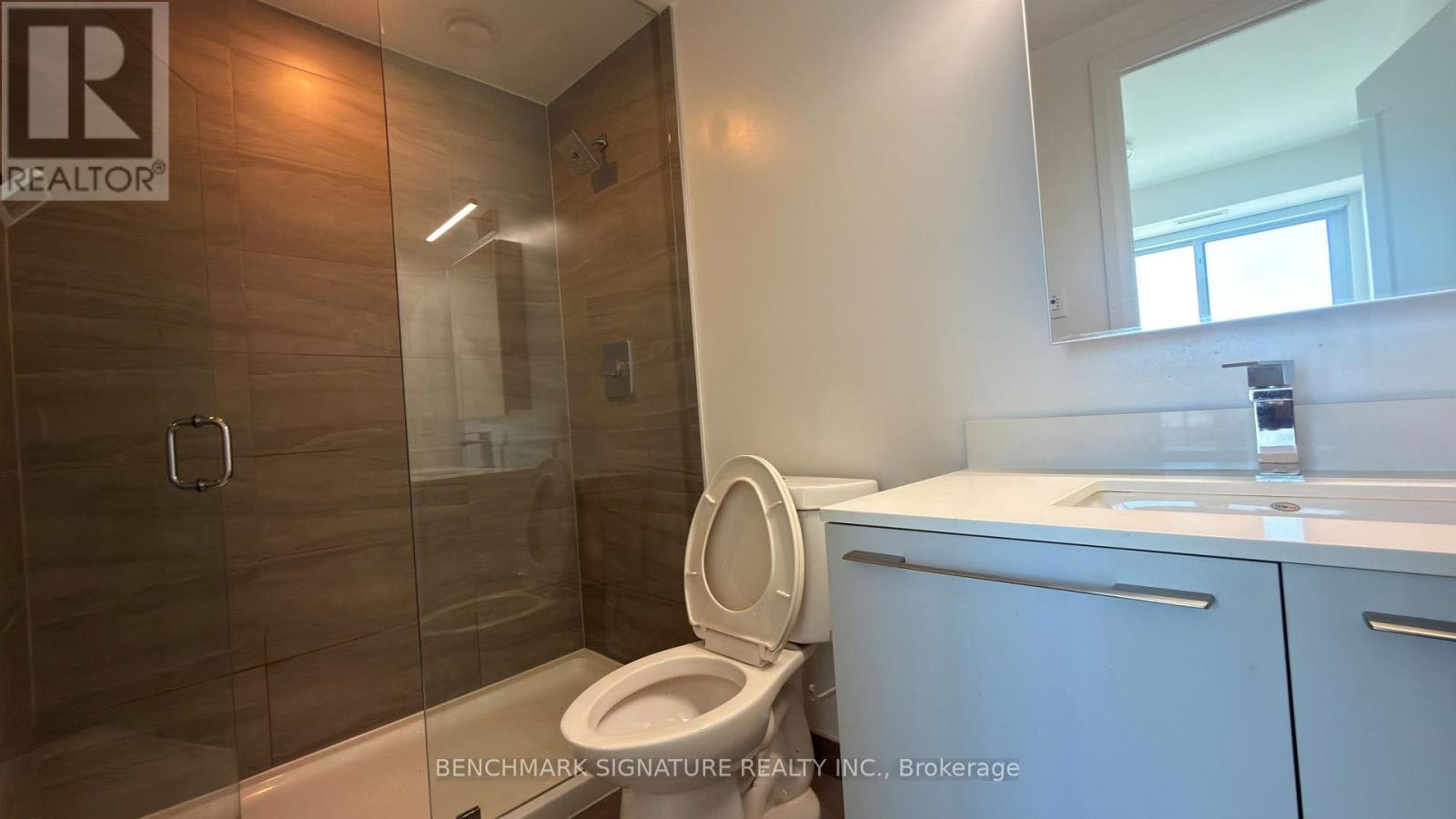 908-38 Water Walk Drive, Markham, ON, L3R 6M8 - 4
