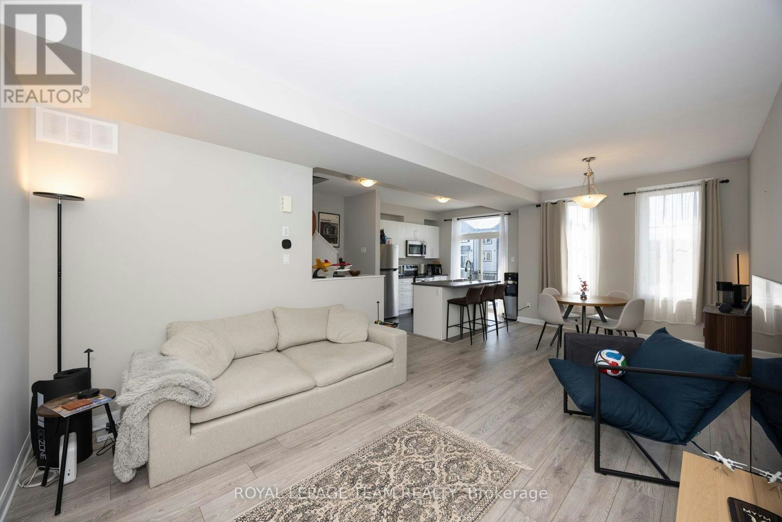 526 Clemency Crescent, Ottawa, ON, K2J 6R7 - 12