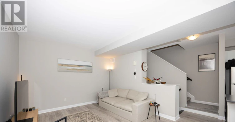 526 Clemency Crescent, Ottawa, ON, K2J 6R7 - 11