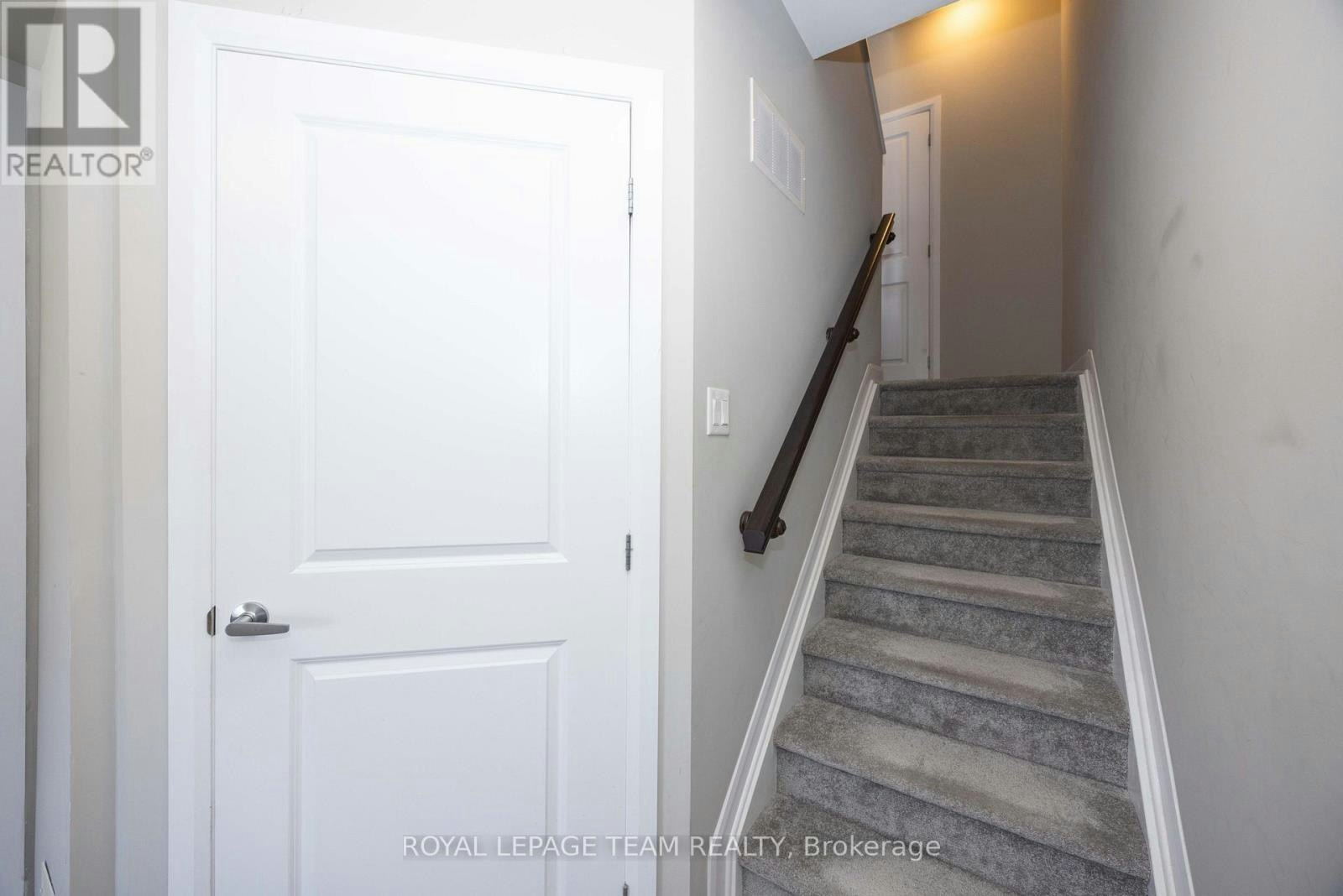 526 Clemency Crescent, Ottawa, ON, K2J 6R7 - 7